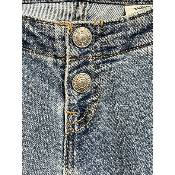Vintage Levi's women's juniors flare jeans 2 snap closure 2002 light denim blue‎ - Picture 3 of 8